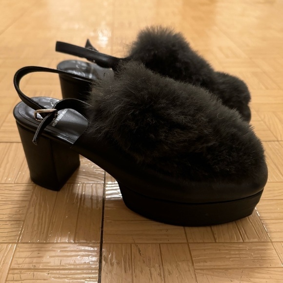 Mix No. 6 Shoes - No.6 black faux fur sling back platform heels size 8